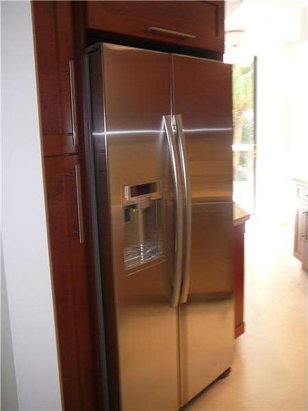 Small Image of 3610 YACHT CLUB DR #211, Aventura Number 4