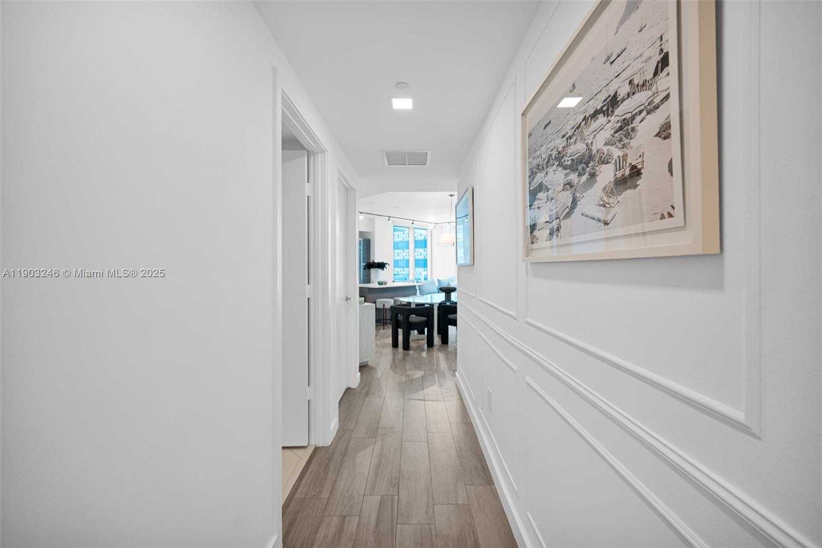 Small Image of 1100 SOUTH MIAMI AVE #1010, Miami Number 23