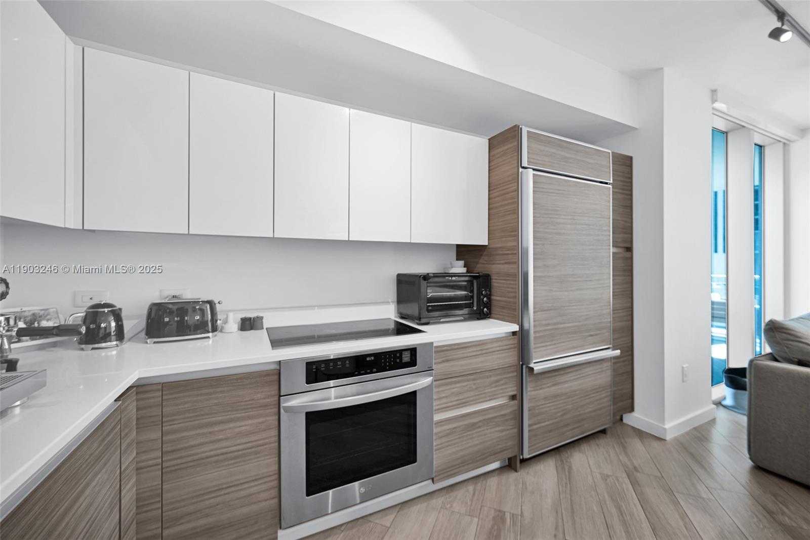 Small Image of 1100 SOUTH MIAMI AVE #1010, Miami Number 6