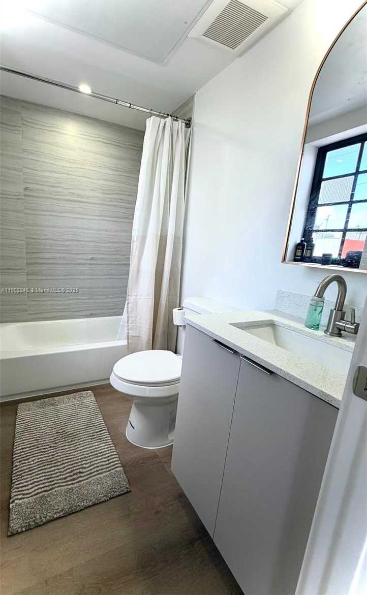 Small Image of 1619 JEFFERSON AVE #301, Miami Beach Number 7