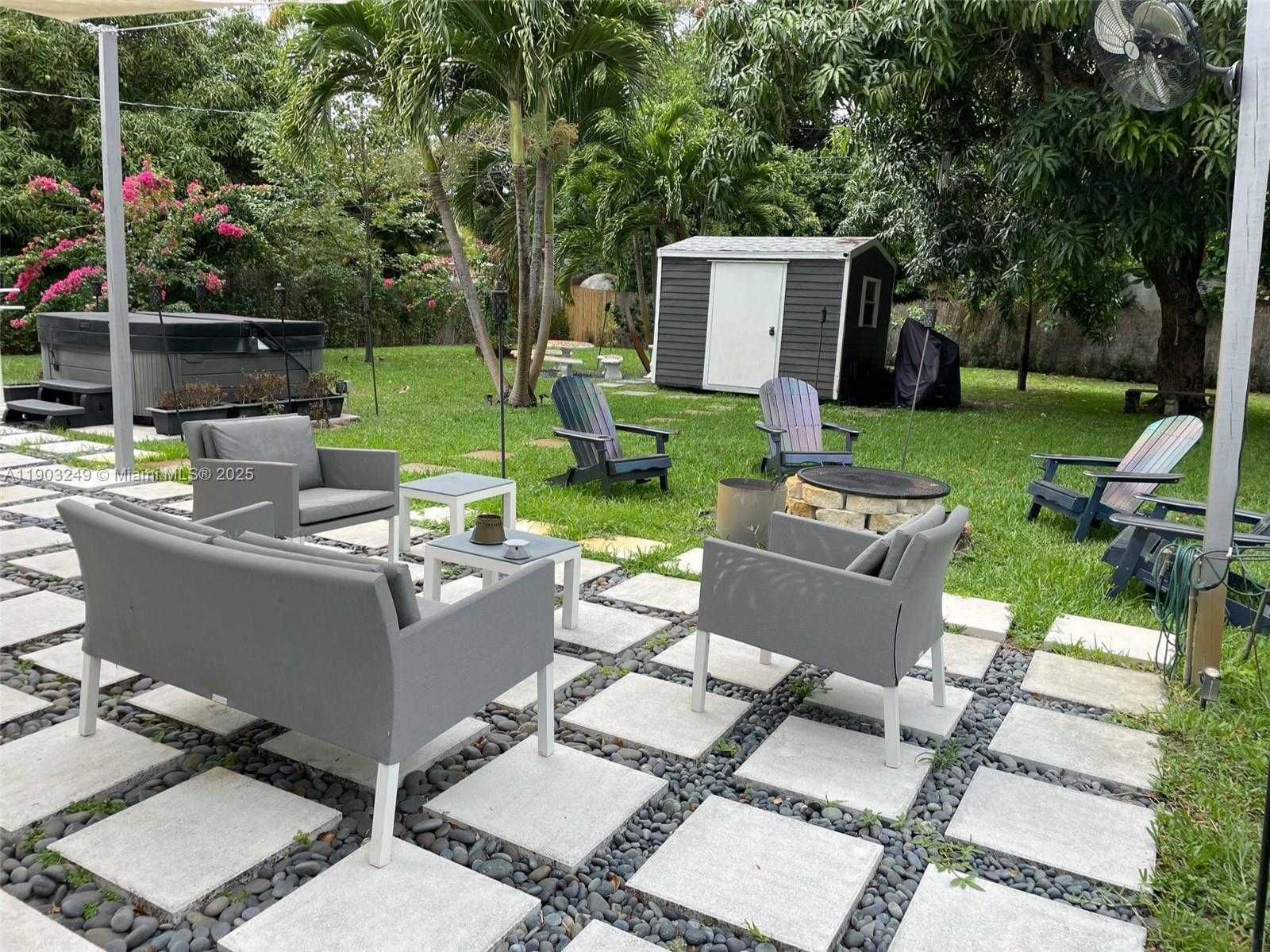 Small Image of 1545 NORTH EAST 138TH ST, North Miami Number 17