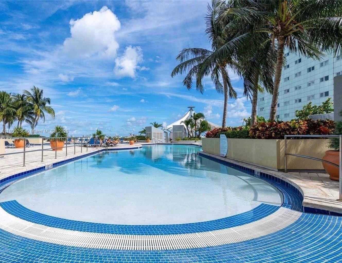 Small Image of 244 BISCAYNE BLVD #1605, Miami Number 16