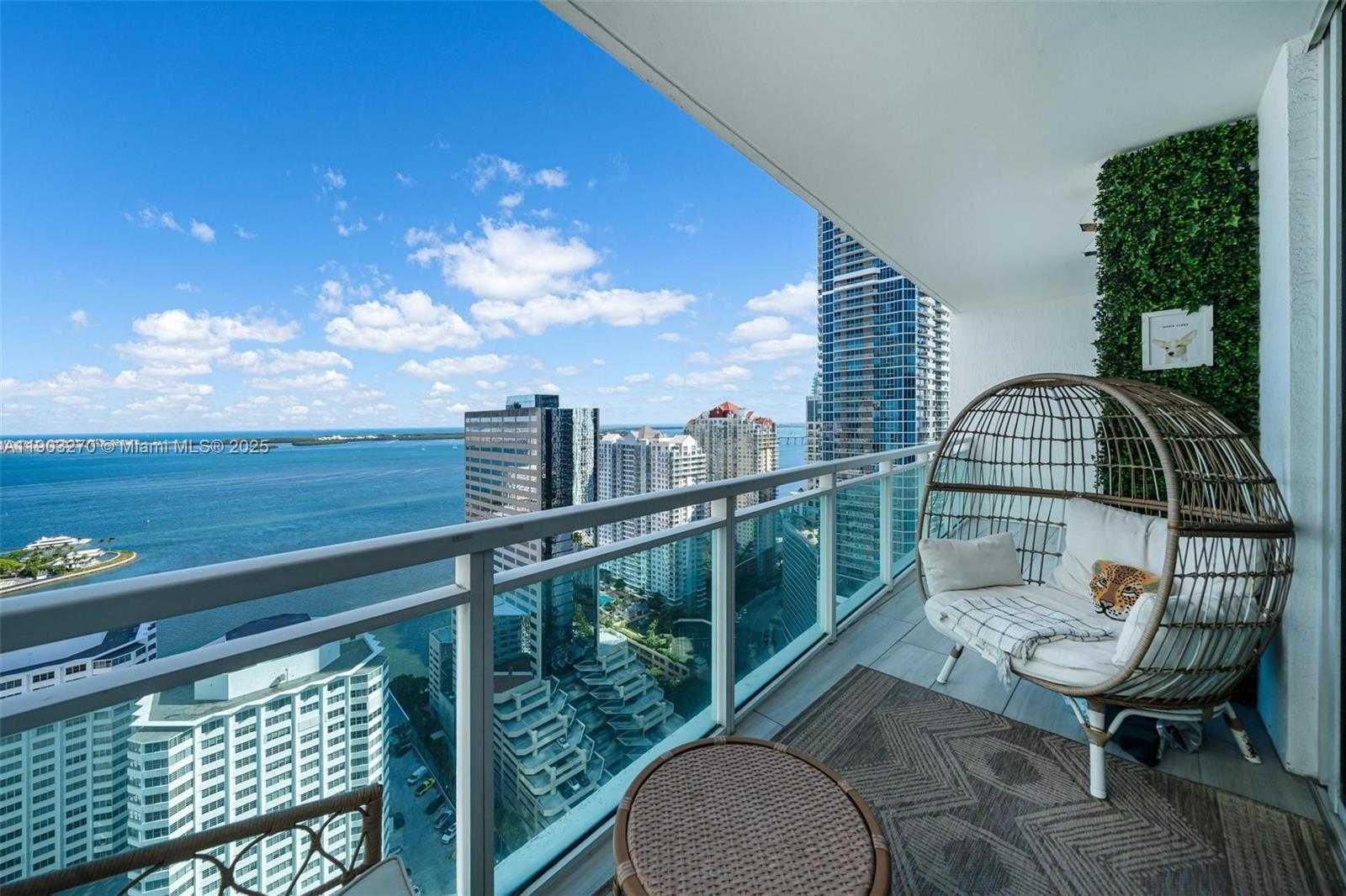 Small Image of 951 BRICKELL AVE #3504, Miami Number 1