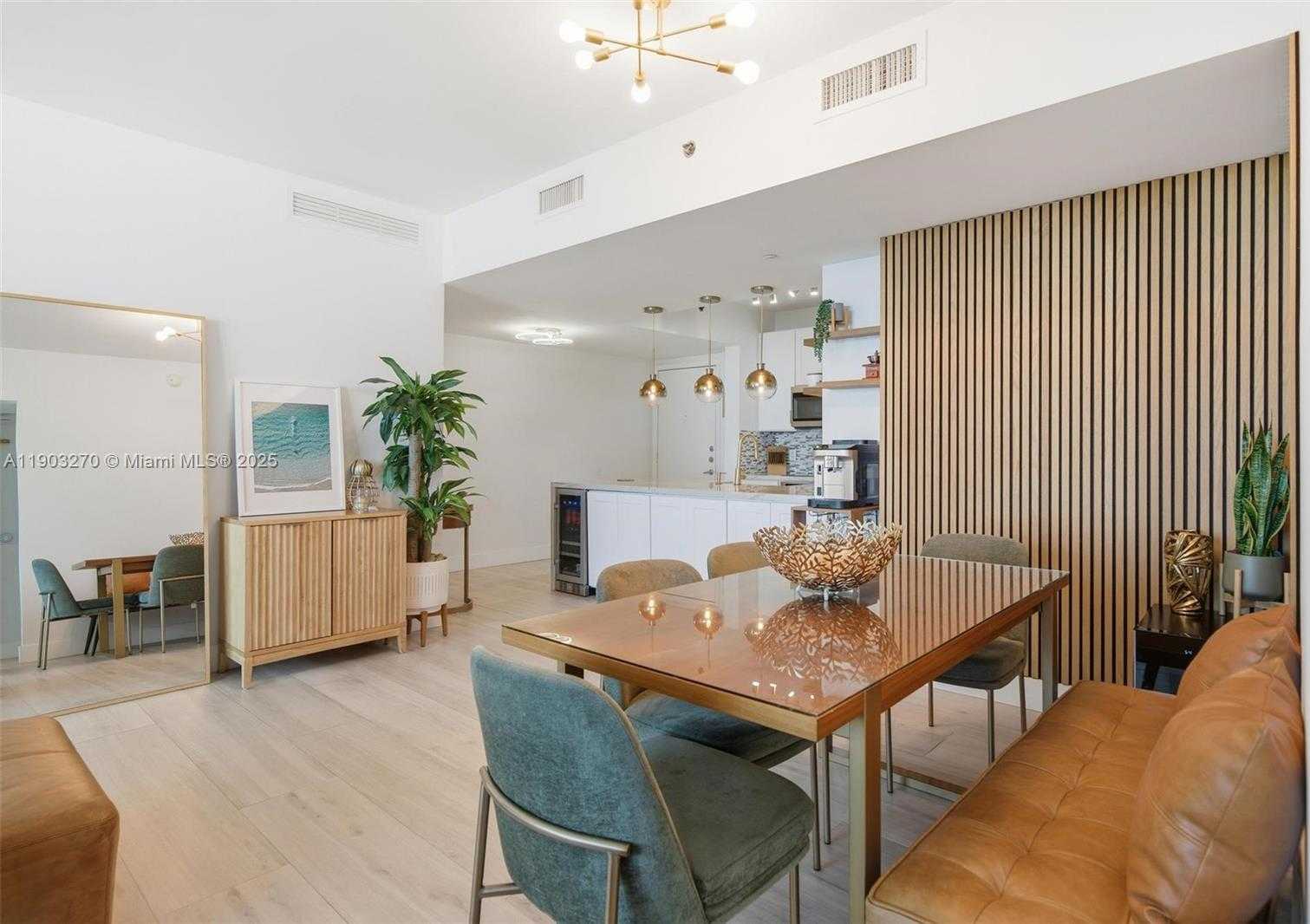 Small Image of 951 BRICKELL AVE #3504, Miami Number 10