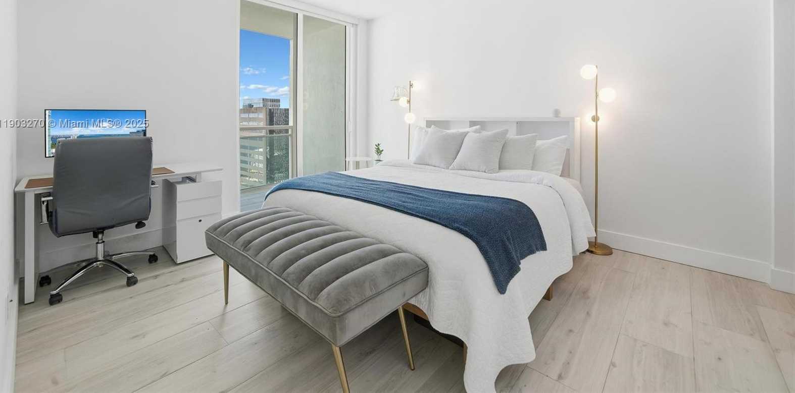 Small Image of 951 BRICKELL AVE #3504, Miami Number 22