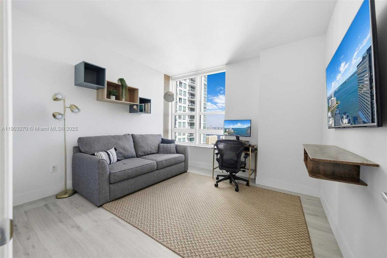 Small Image of 951 BRICKELL AVE #3504, Miami Number 30