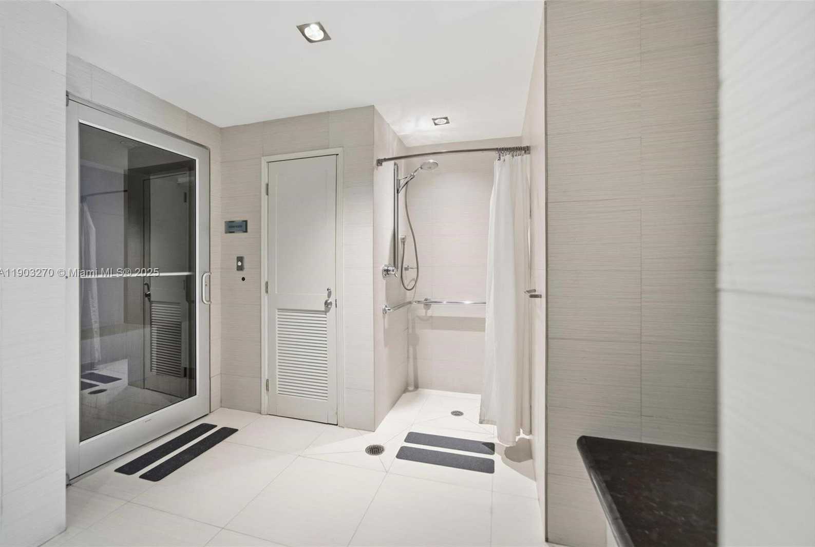 Small Image of 951 BRICKELL AVE #3504, Miami Number 44