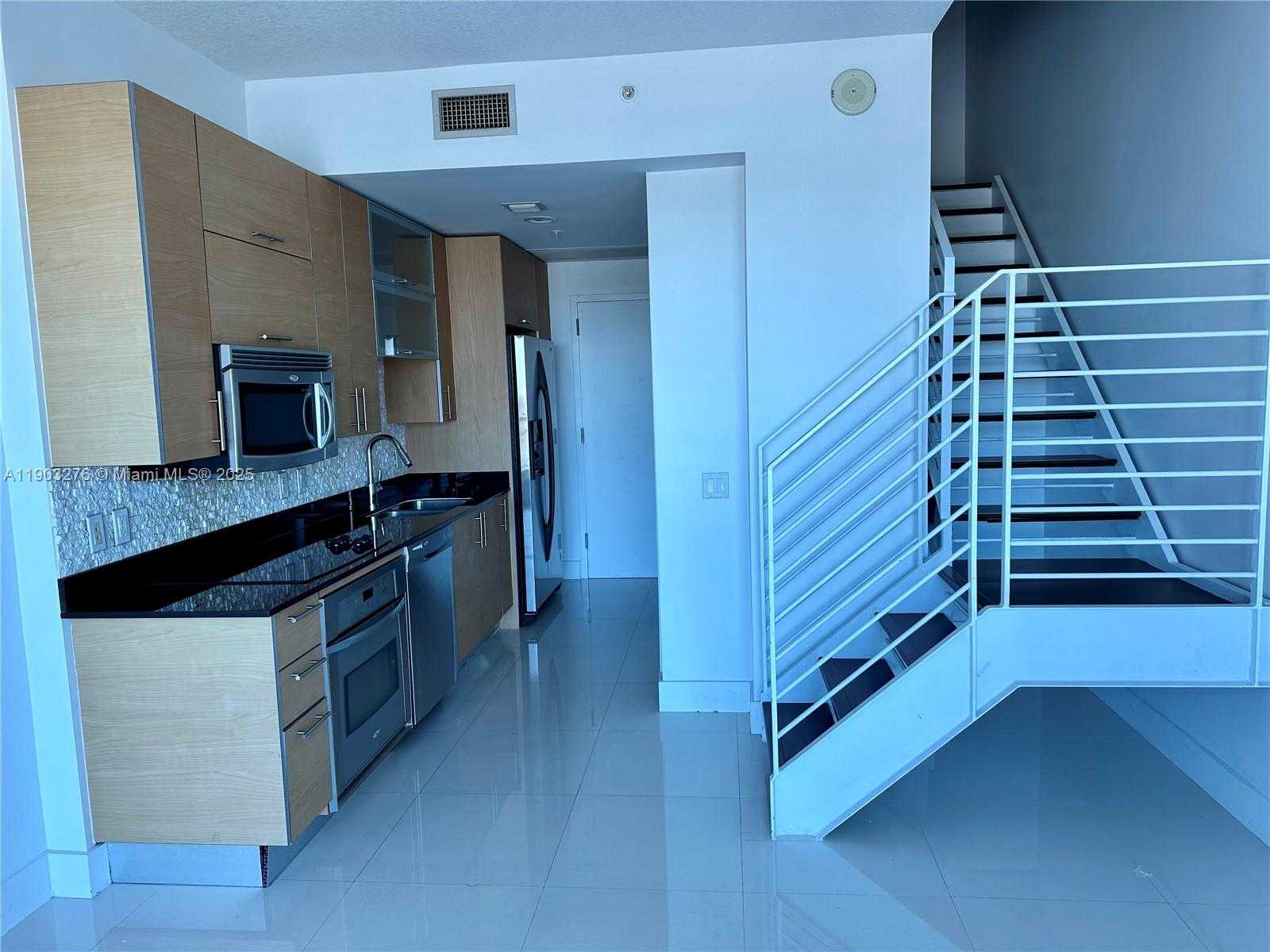 Small Image of 60 SOUTH WEST 13TH ST #2213, Miami Number 5