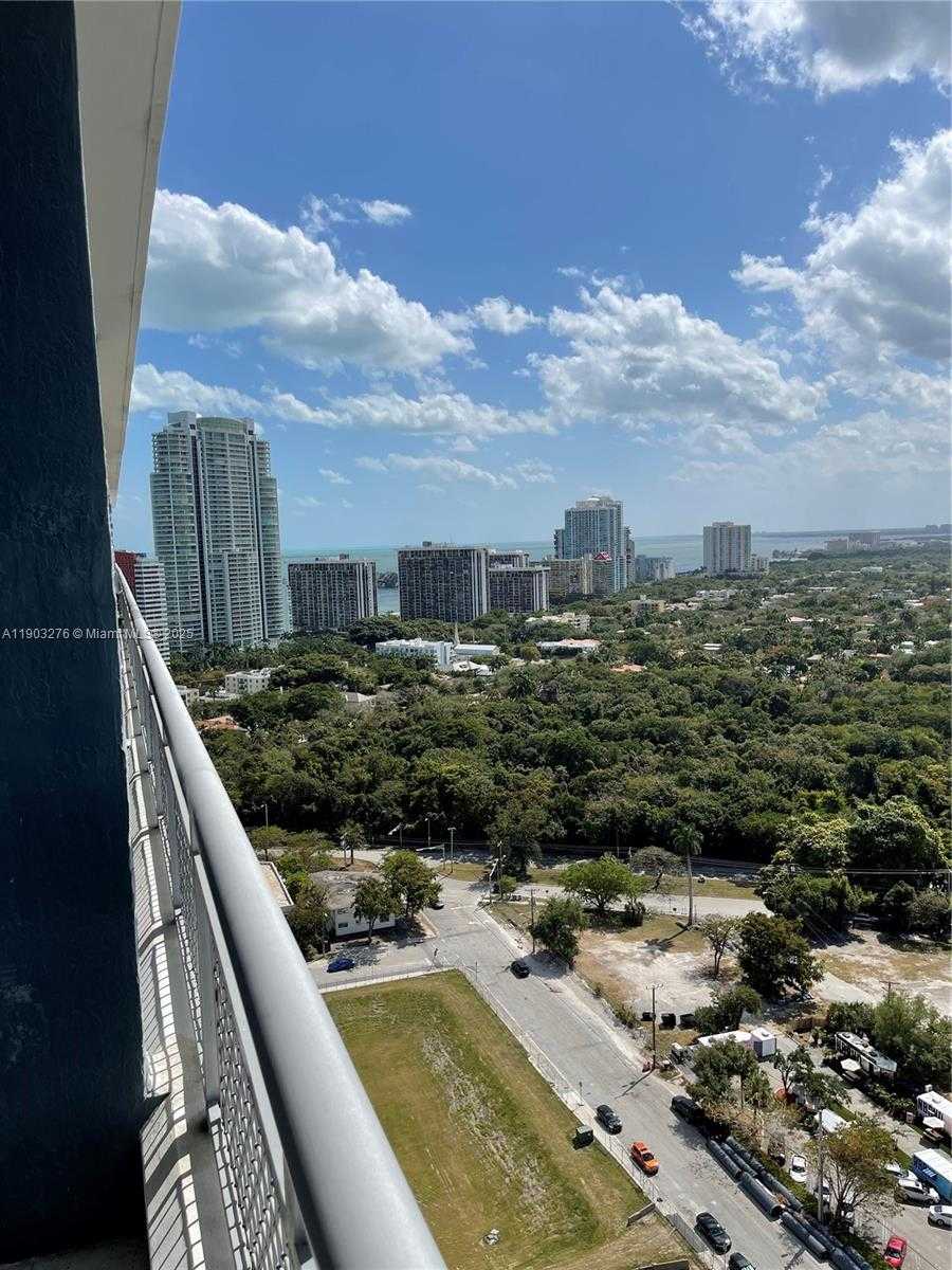 Small Image of 60 SOUTH WEST 13TH ST #2213, Miami Number 8