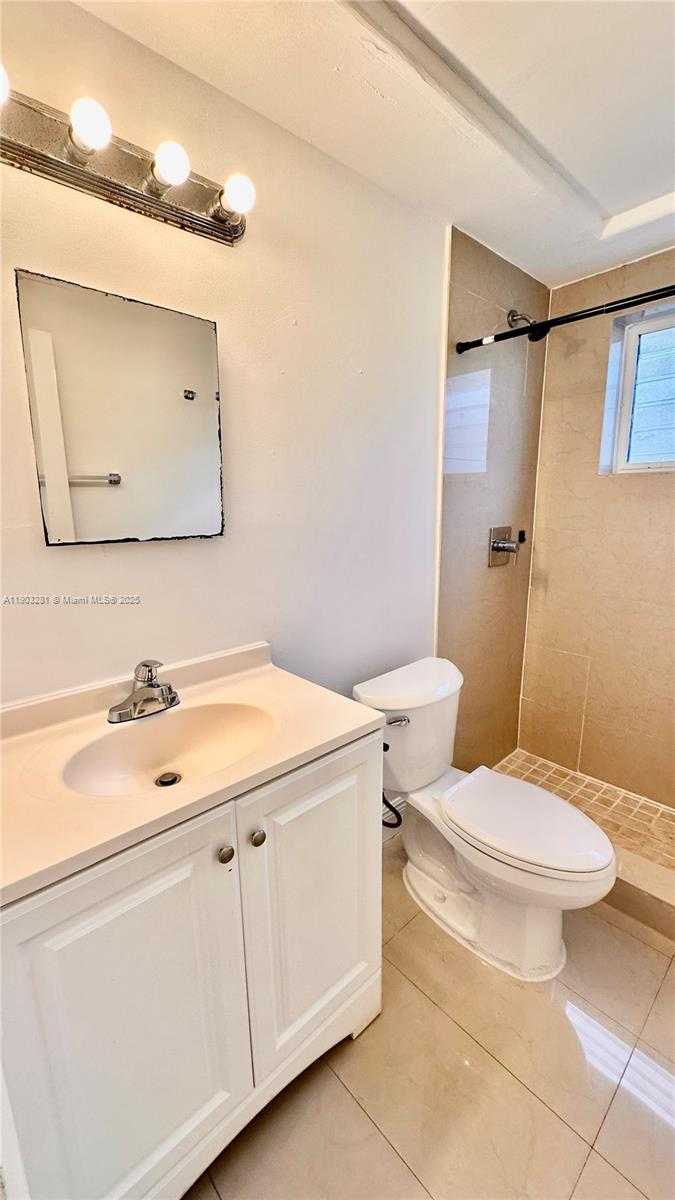 Small Image of 1955 NORMANDY DR #2, Miami Beach Number 7