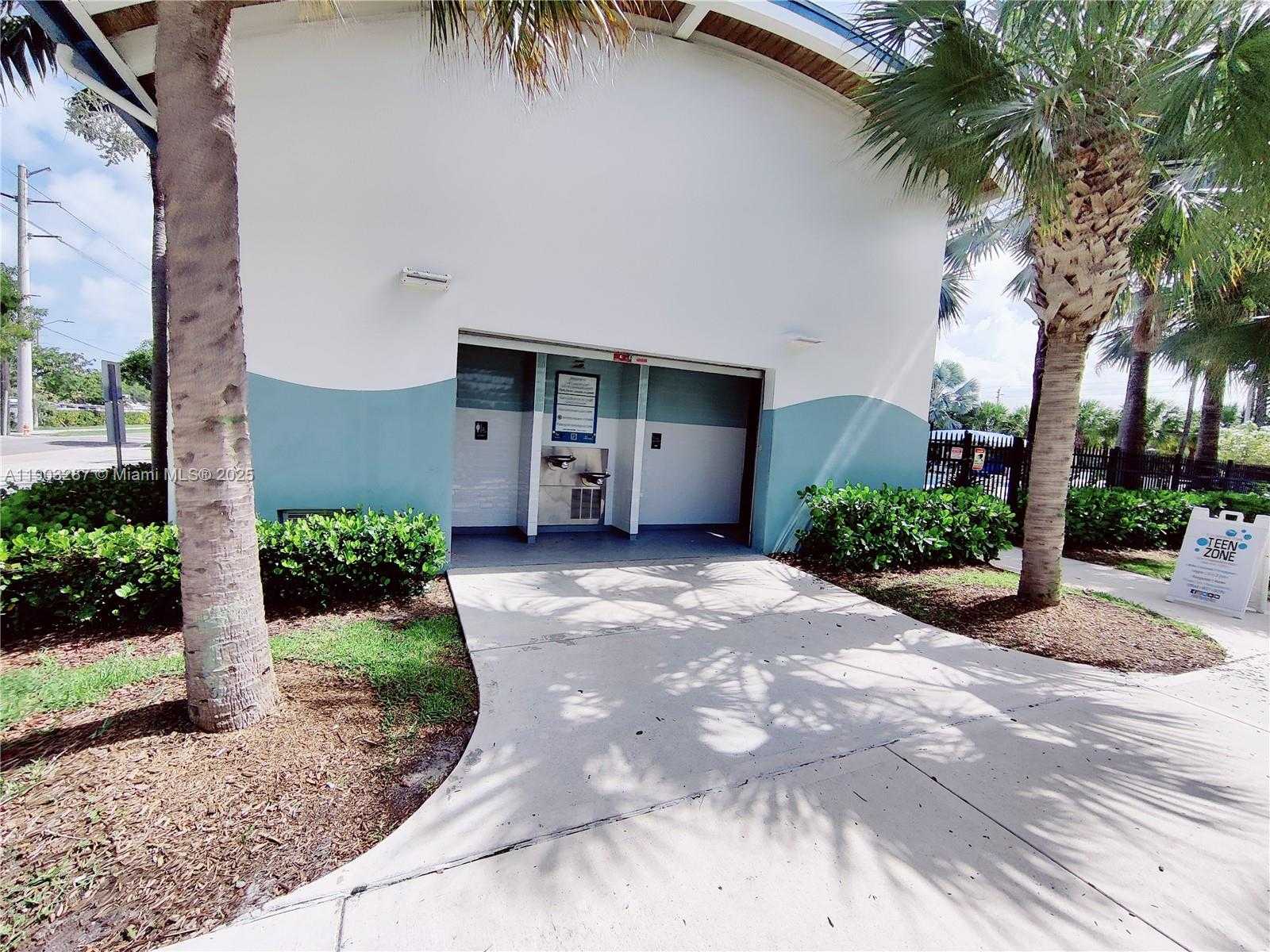 Imagen de Pequeño Objeto