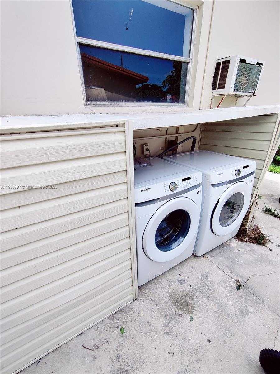 Imagen de Pequeño Objeto