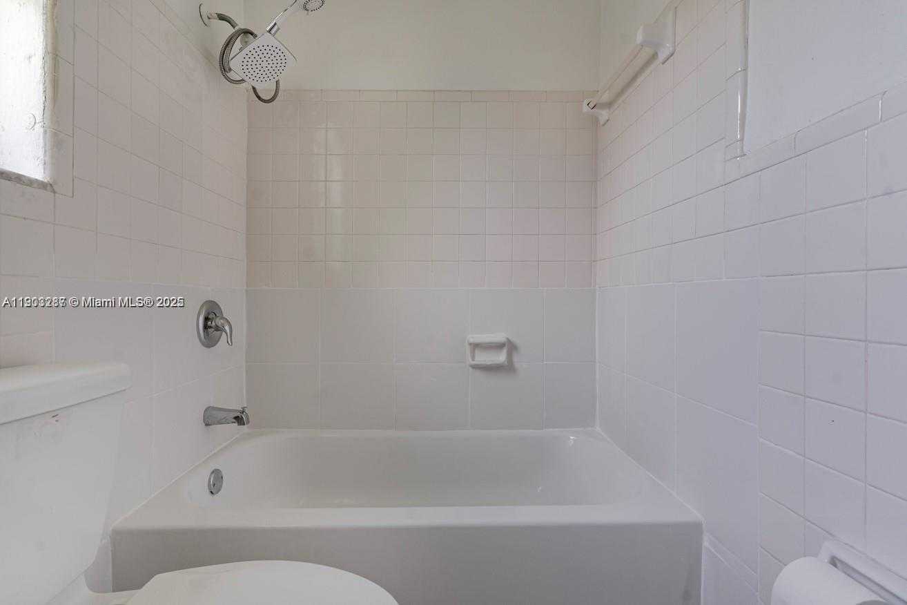 Imagen de Pequeño Objeto