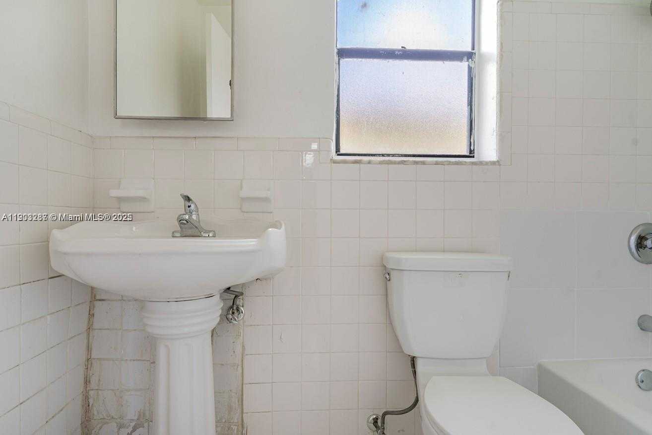 Imagen de Pequeño Objeto