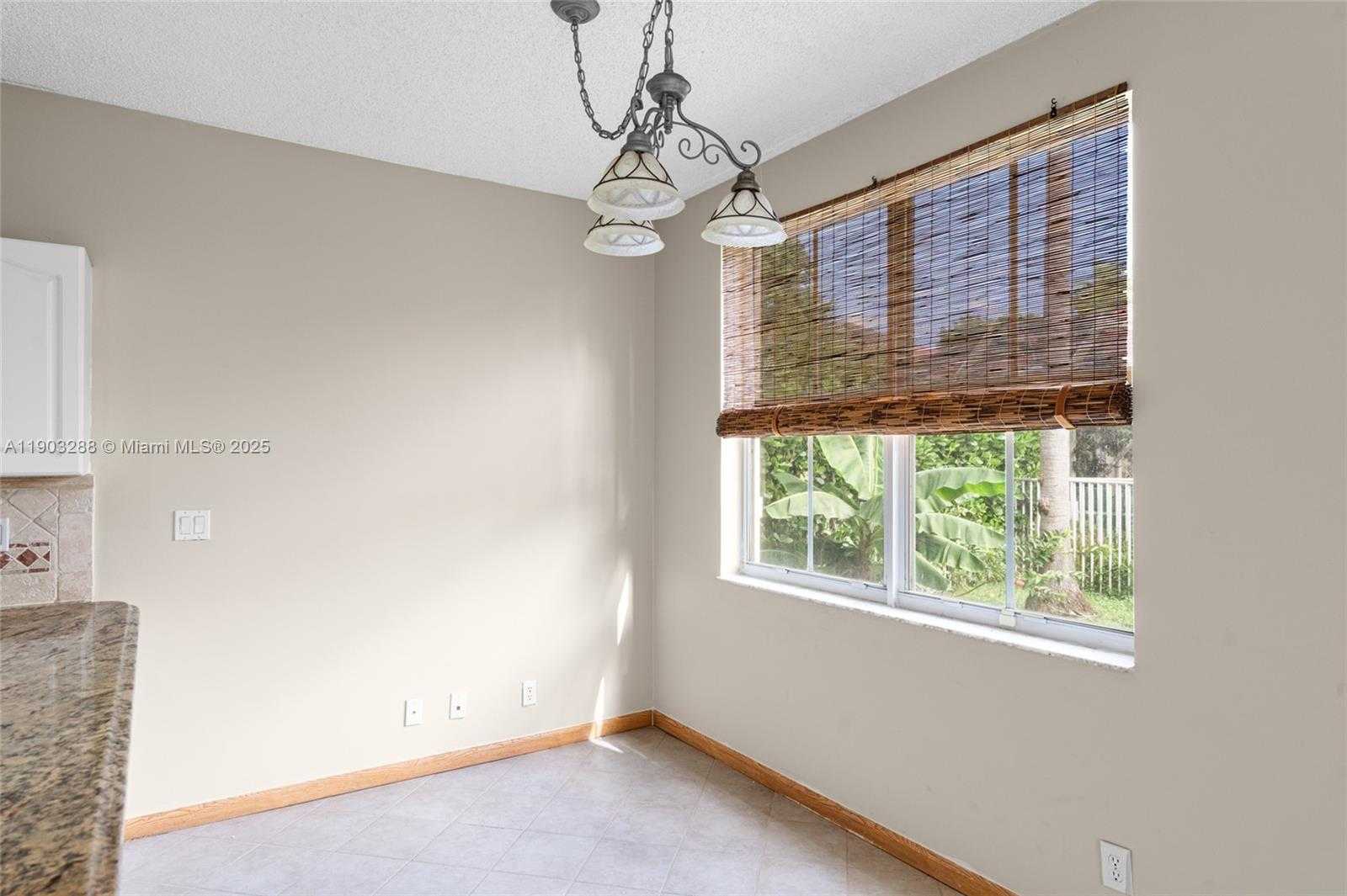 Small Image of 4490 FOXTAIL LN, Weston Number 18