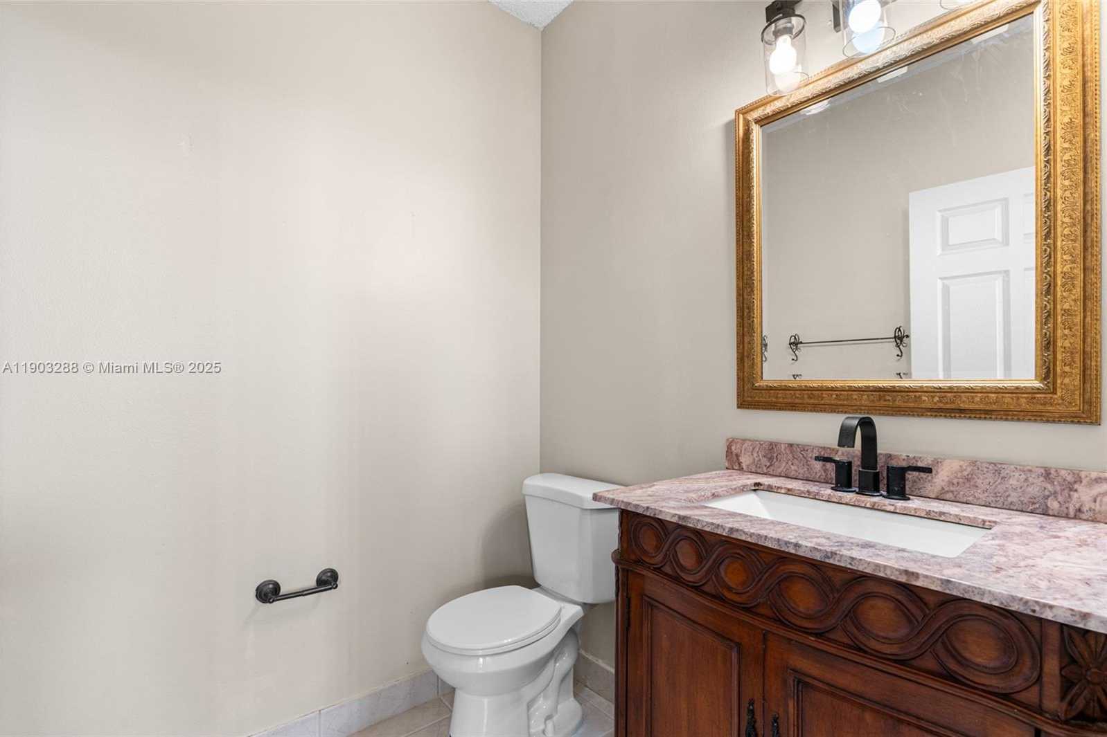 Small Image of 4490 FOXTAIL LN, Weston Number 23