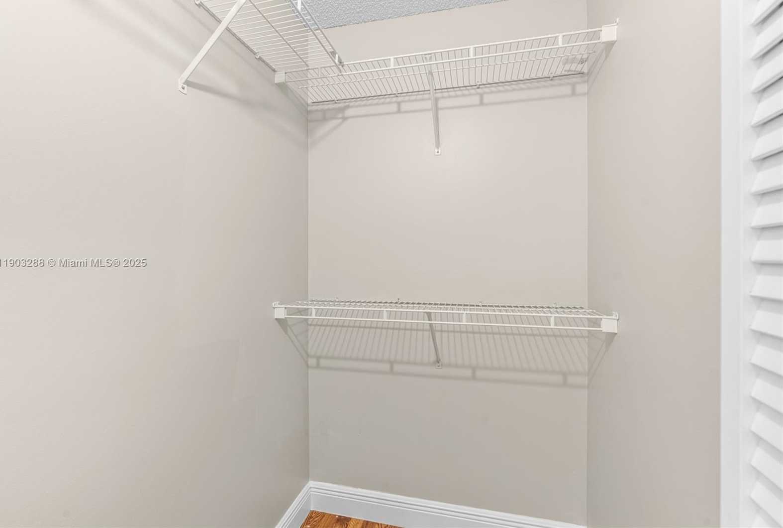 Small Image of 4490 FOXTAIL LN, Weston Number 30