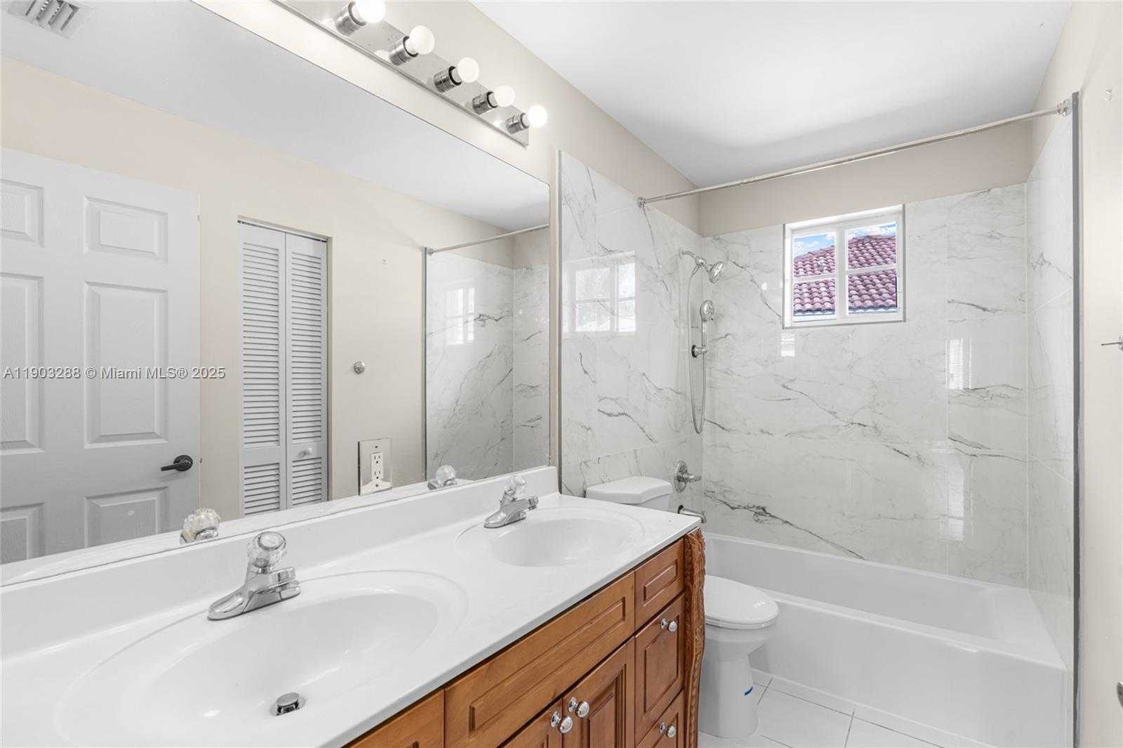 Small Image of 4490 FOXTAIL LN, Weston Number 4