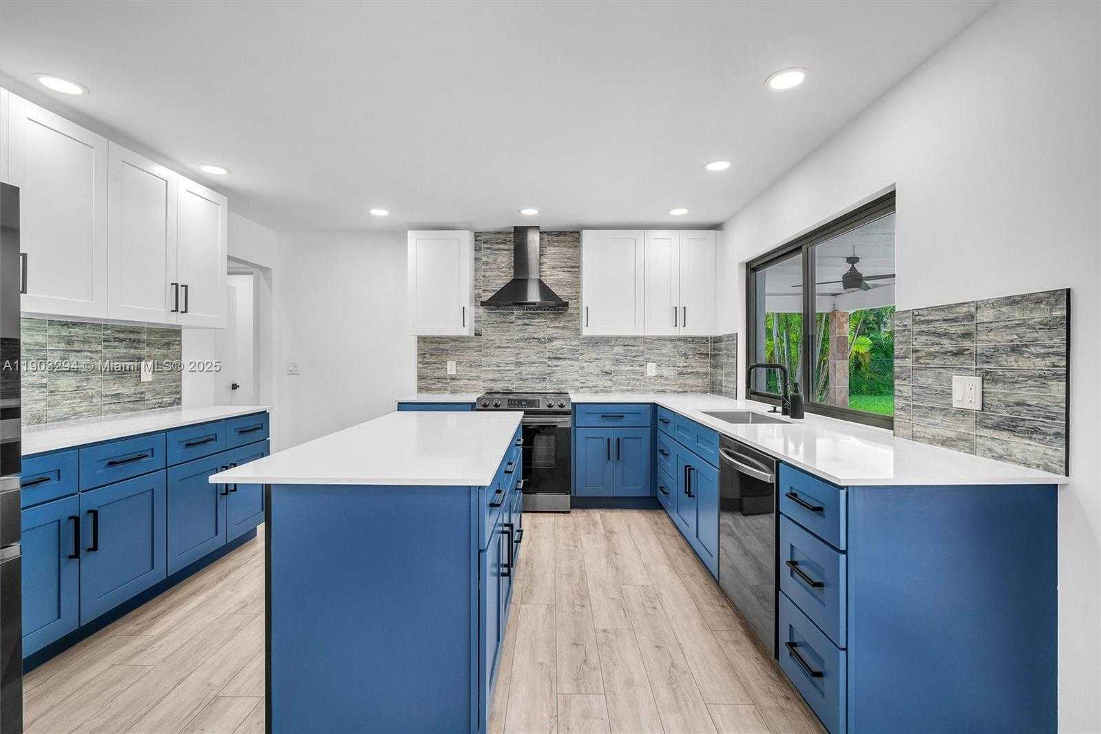 Small Image of 11476 SUNDANCE LN, Boca Raton Number 16