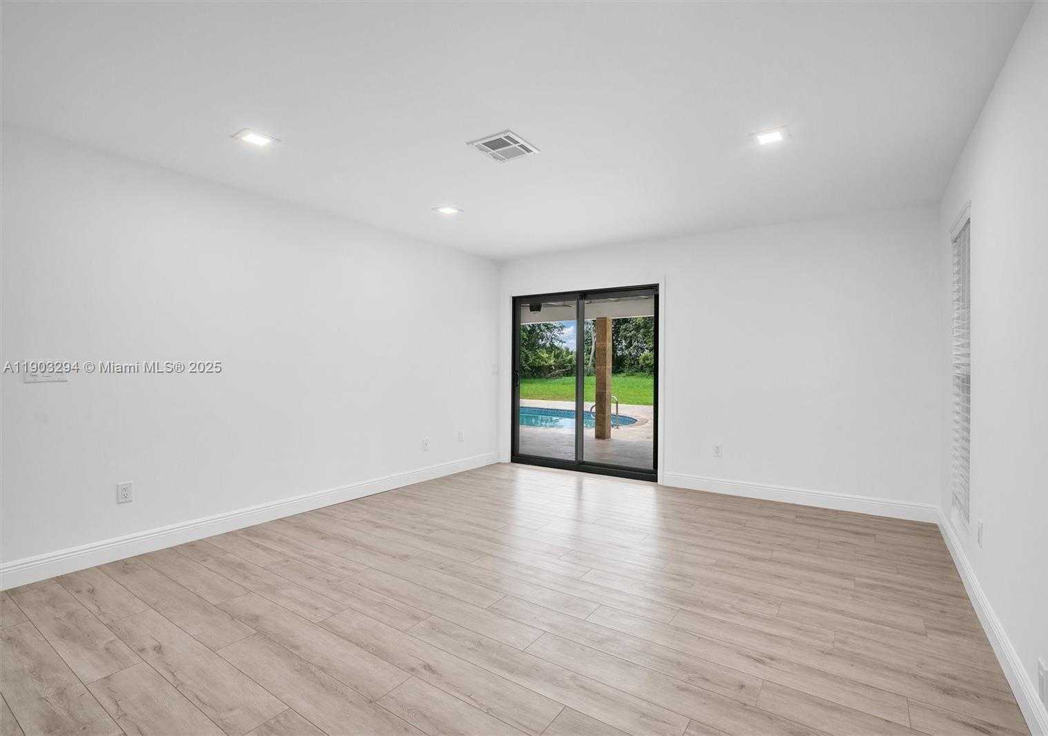 Small Image of 11476 SUNDANCE LN, Boca Raton Number 25