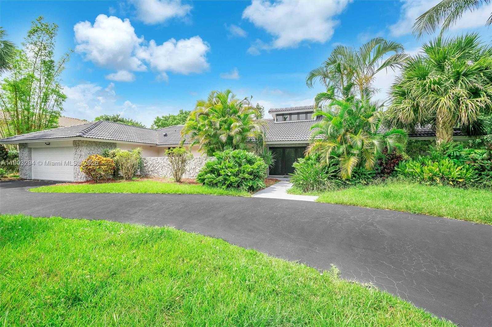 Small Image of 11476 SUNDANCE LN, Boca Raton Number 3