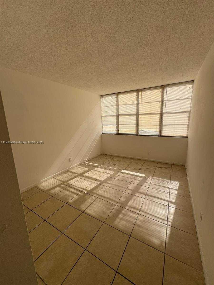 Small Image of 2025 NORTH EAST 164TH ST #803, North Miami Beach Number 11