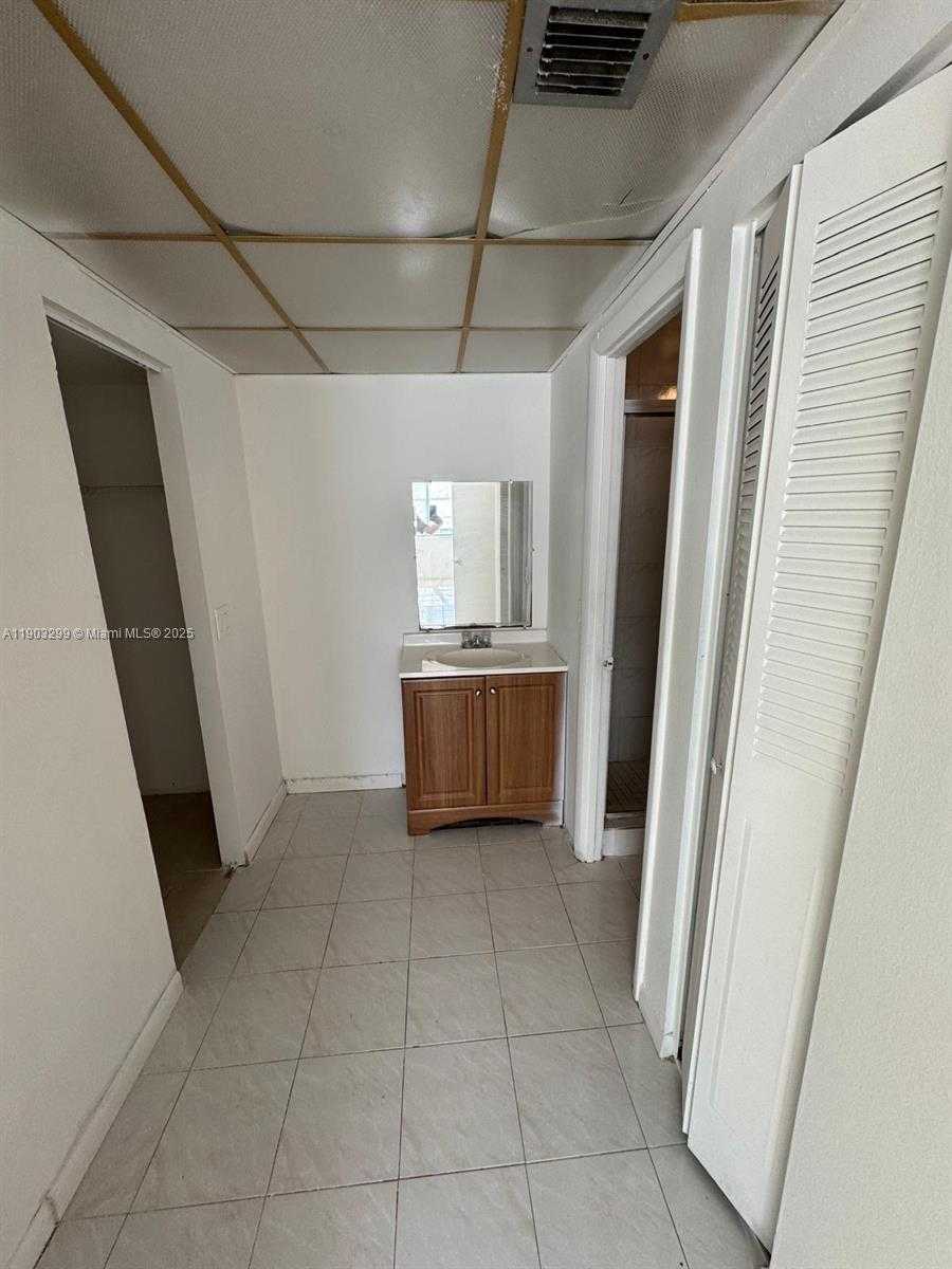 Small Image of 2025 NORTH EAST 164TH ST #803, North Miami Beach Number 14