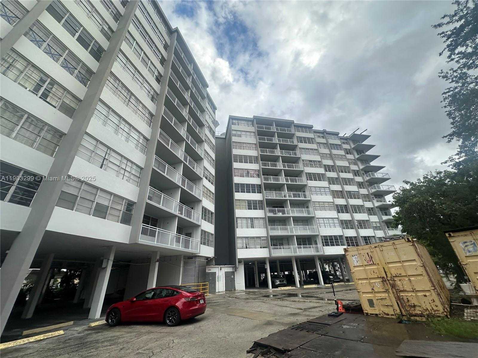 Small Image of 2025 NORTH EAST 164TH ST #803, North Miami Beach Number 2