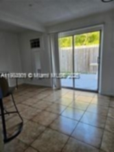 Small Image of Hollywood Number 3