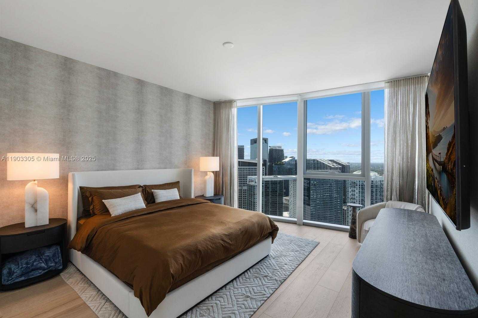 Imagen de Pequeño Objeto