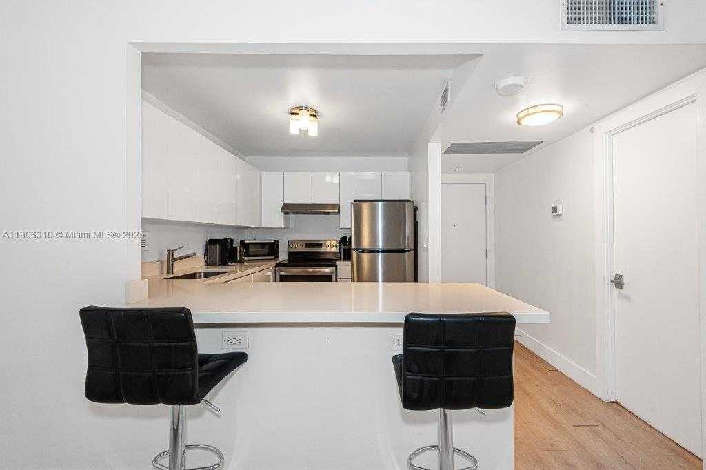Small Image of 2301 COLLINS AVE #341, Miami Beach Number 12
