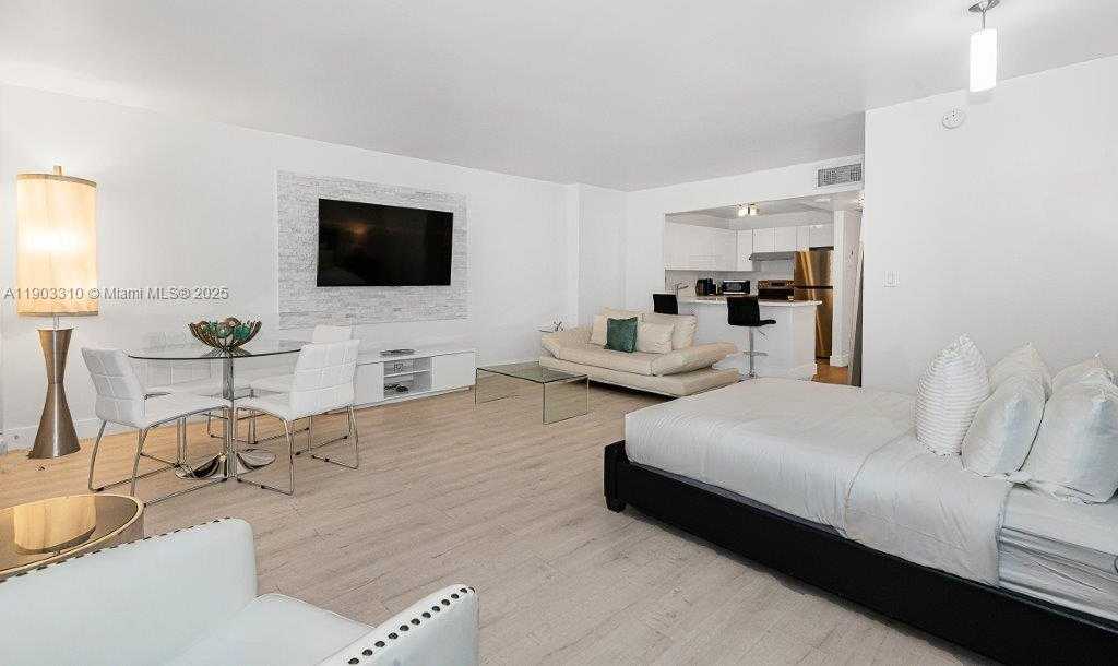 Small Image of 2301 COLLINS AVE #341, Miami Beach Number 8