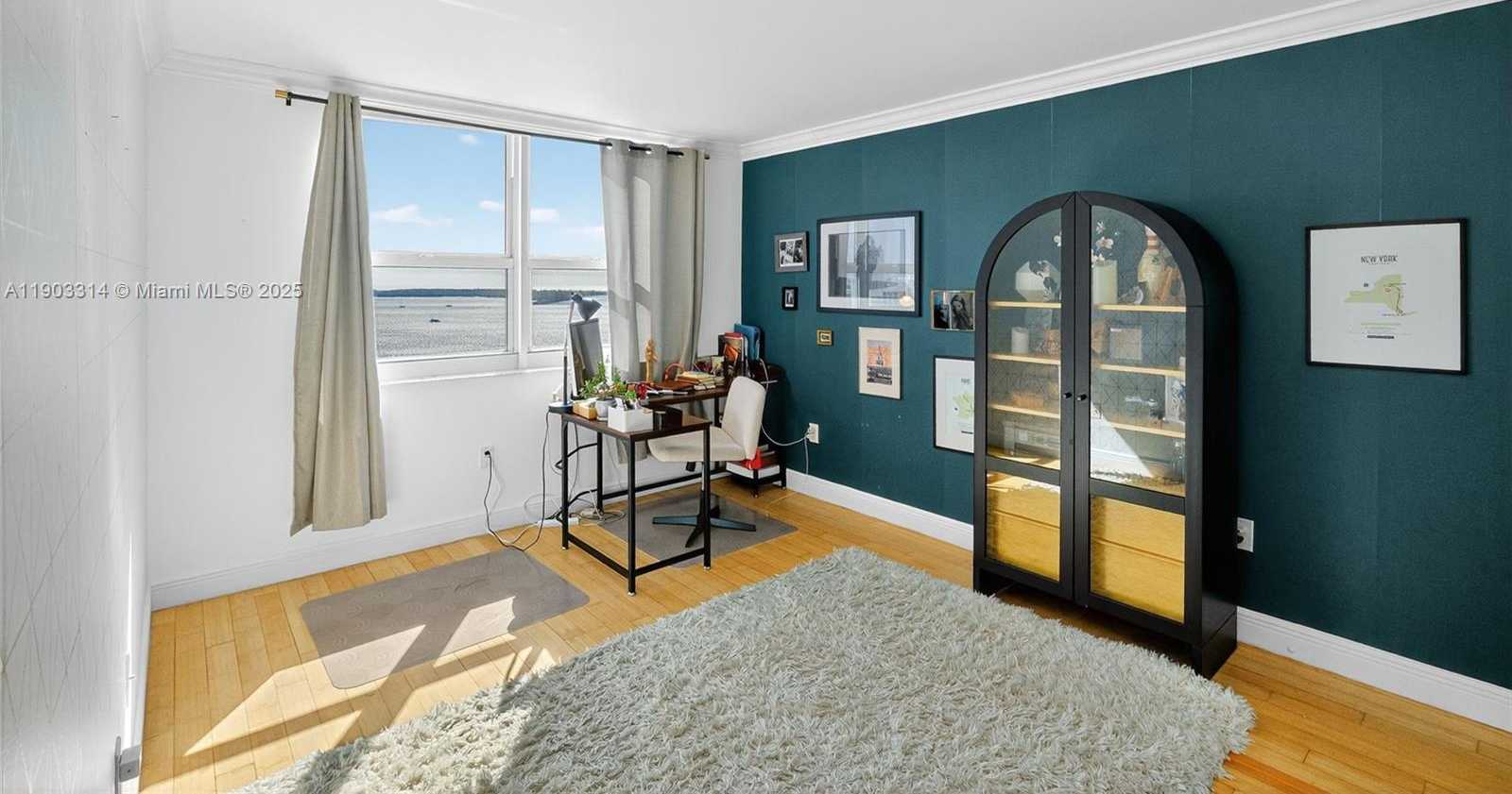 Small Image of 1155 BRICKELL BAY DR #2210, Miami Number 18