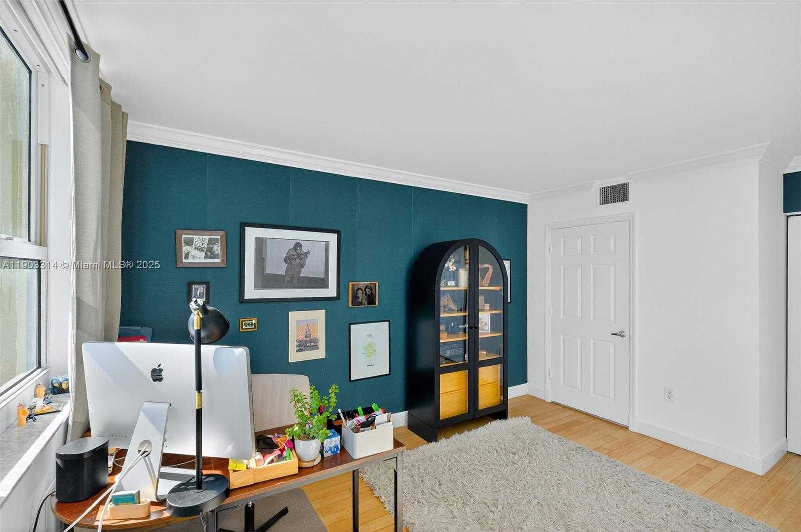 Small Image of 1155 BRICKELL BAY DR #2210, Miami Number 19