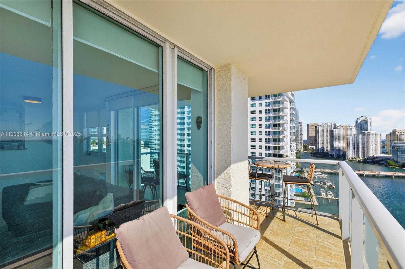 Small Image of 1155 BRICKELL BAY DR #2210, Miami Number 3