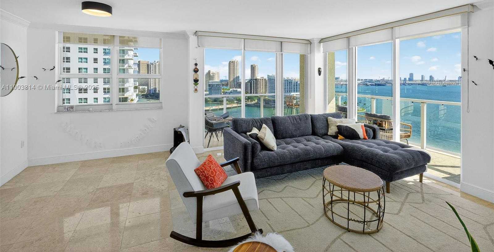 Small Image of 1155 BRICKELL BAY DR #2210, Miami Number 6