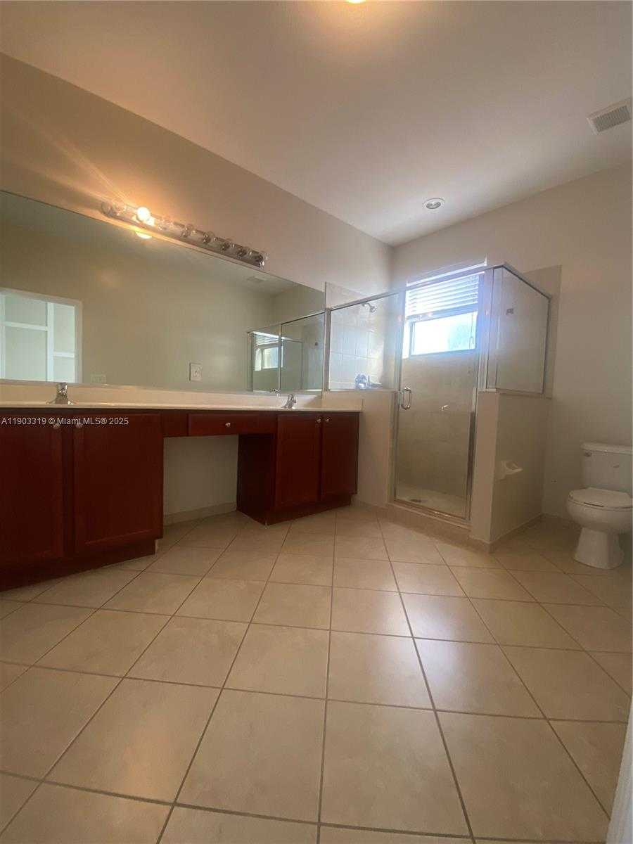 Small Image of 15440 SOUTH WEST 119TH TER #15440, Miami Number 12