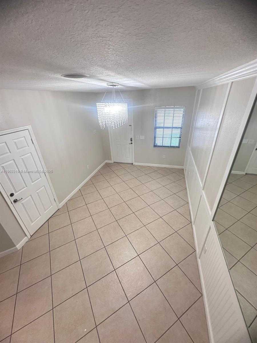 Small Image of 15440 SOUTH WEST 119TH TER #15440, Miami Number 19