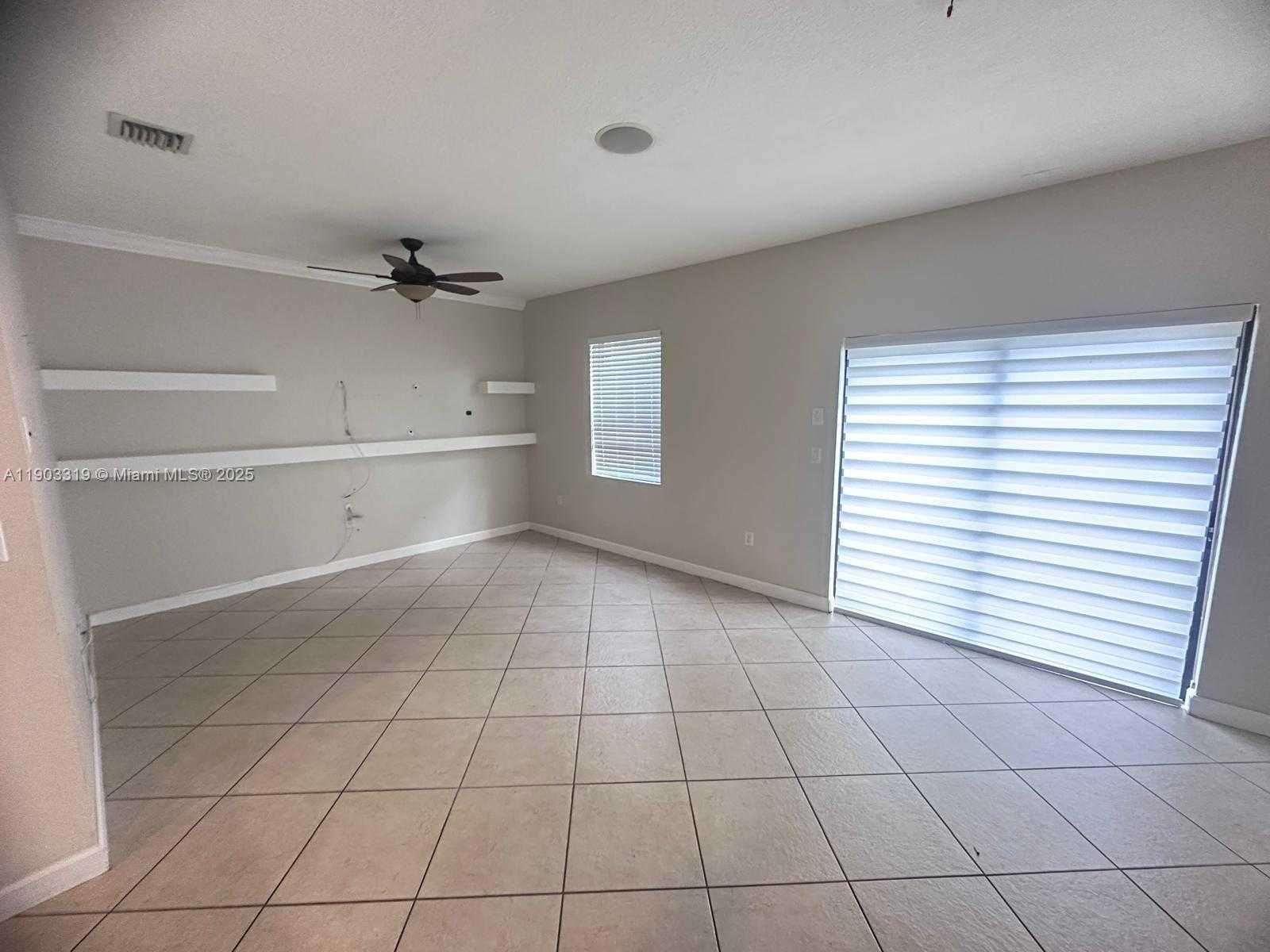 Small Image of 15440 SOUTH WEST 119TH TER #15440, Miami Number 8