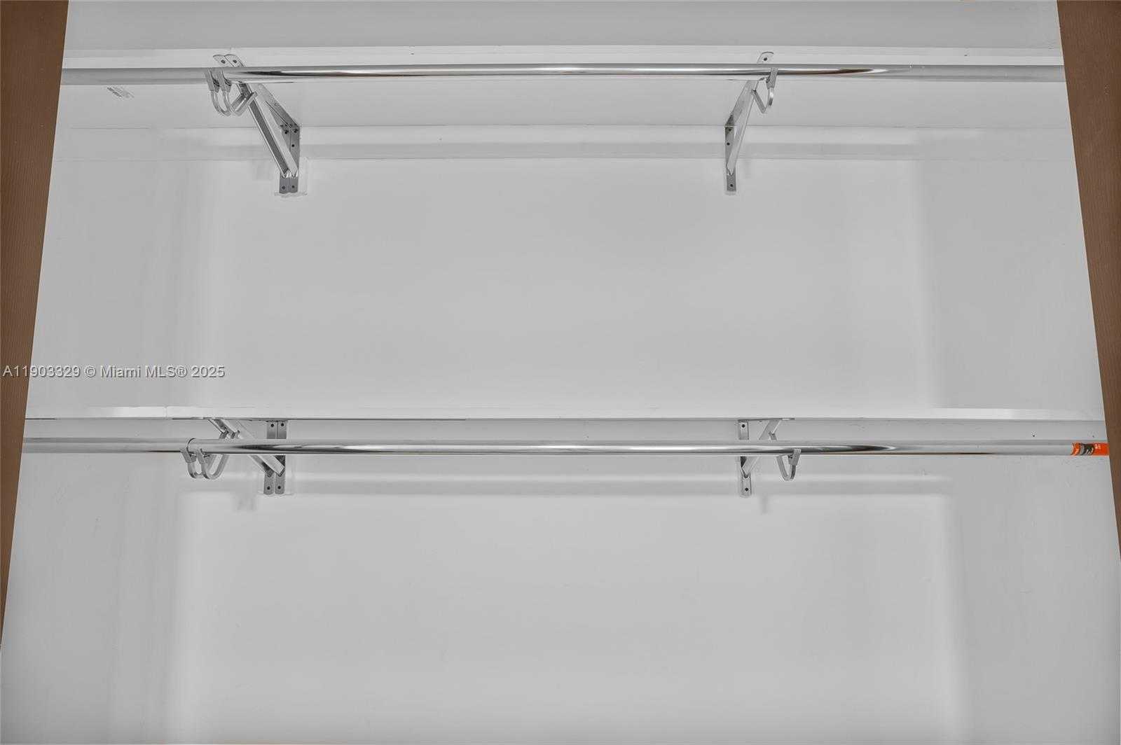 Small Image of 11335 SOUTH WEST 74TH LN, Miami Number 14