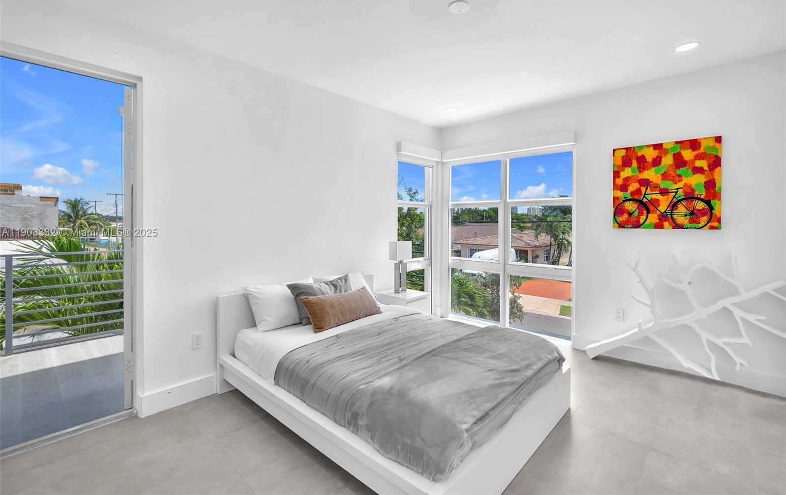 Small Image of 3167 SOUTH WEST 25TH ST #1, Miami Number 25