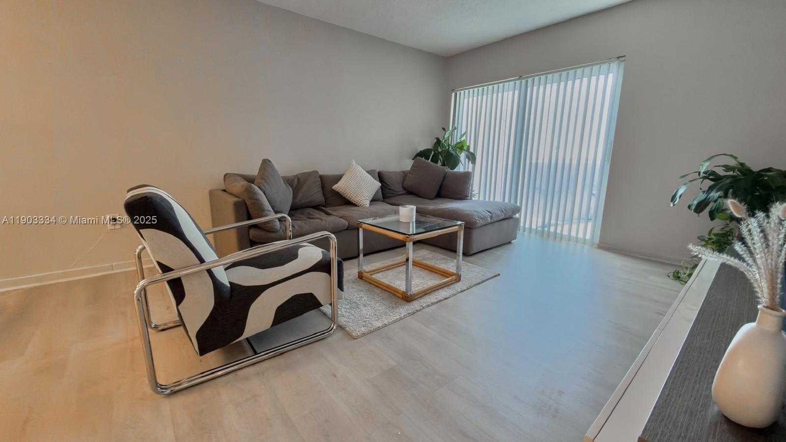 Small Image of 400 KINGS POINT DR #408, Sunny Isles Beach Number 16