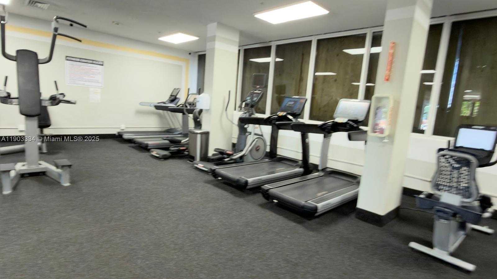 Small Image of 400 KINGS POINT DR #408, Sunny Isles Beach Number 22