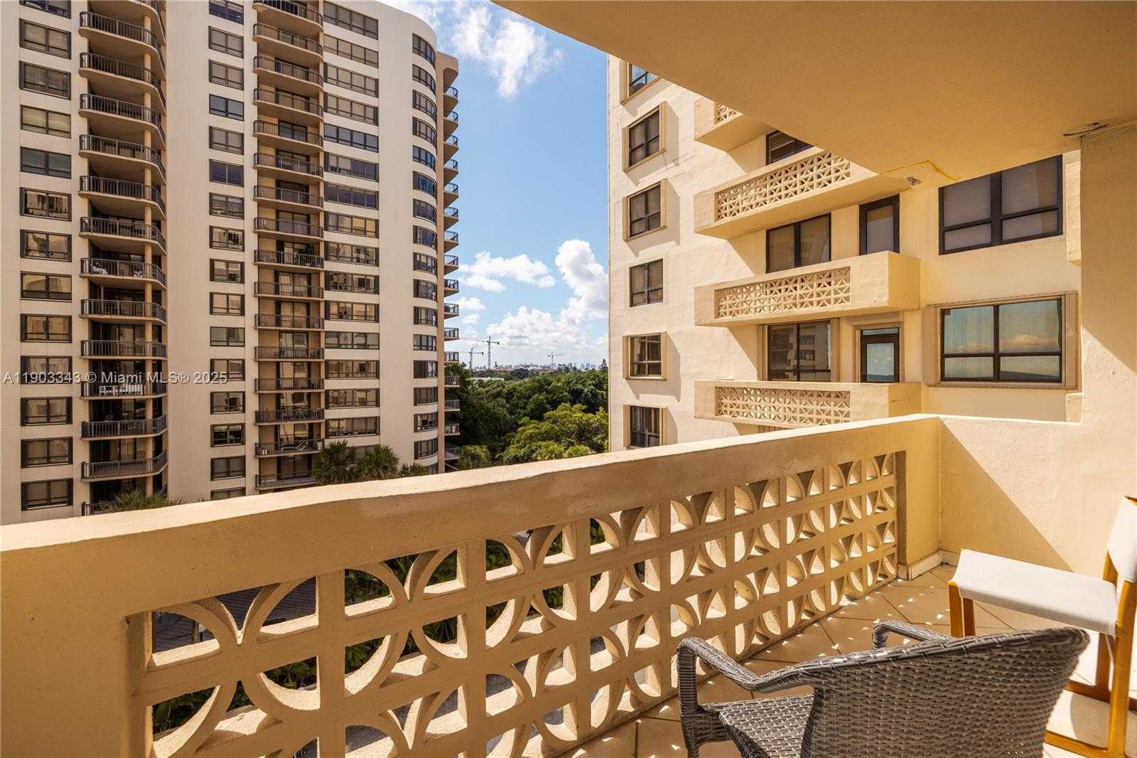 Small Image of 10185 COLLINS AVE #710, Bal Harbour Number 19