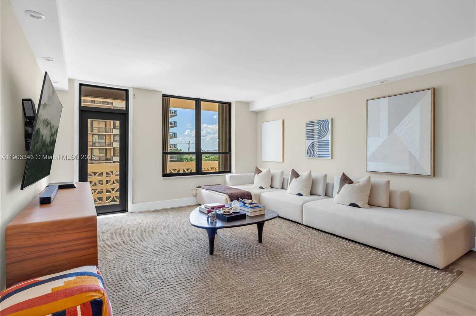 Small Image of 10185 COLLINS AVE #710, Bal Harbour Number 4