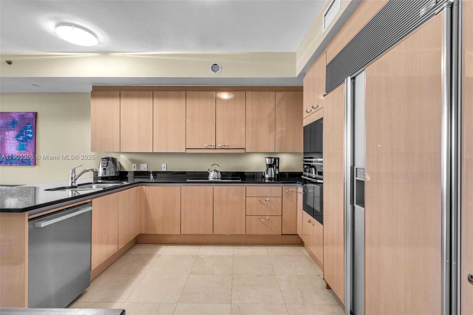 Imagen de Pequeño Objeto