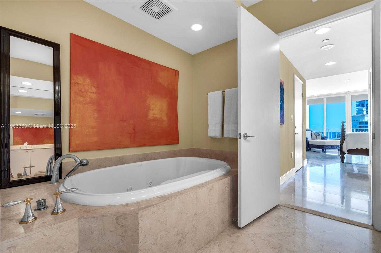 Imagen de Pequeño Objeto