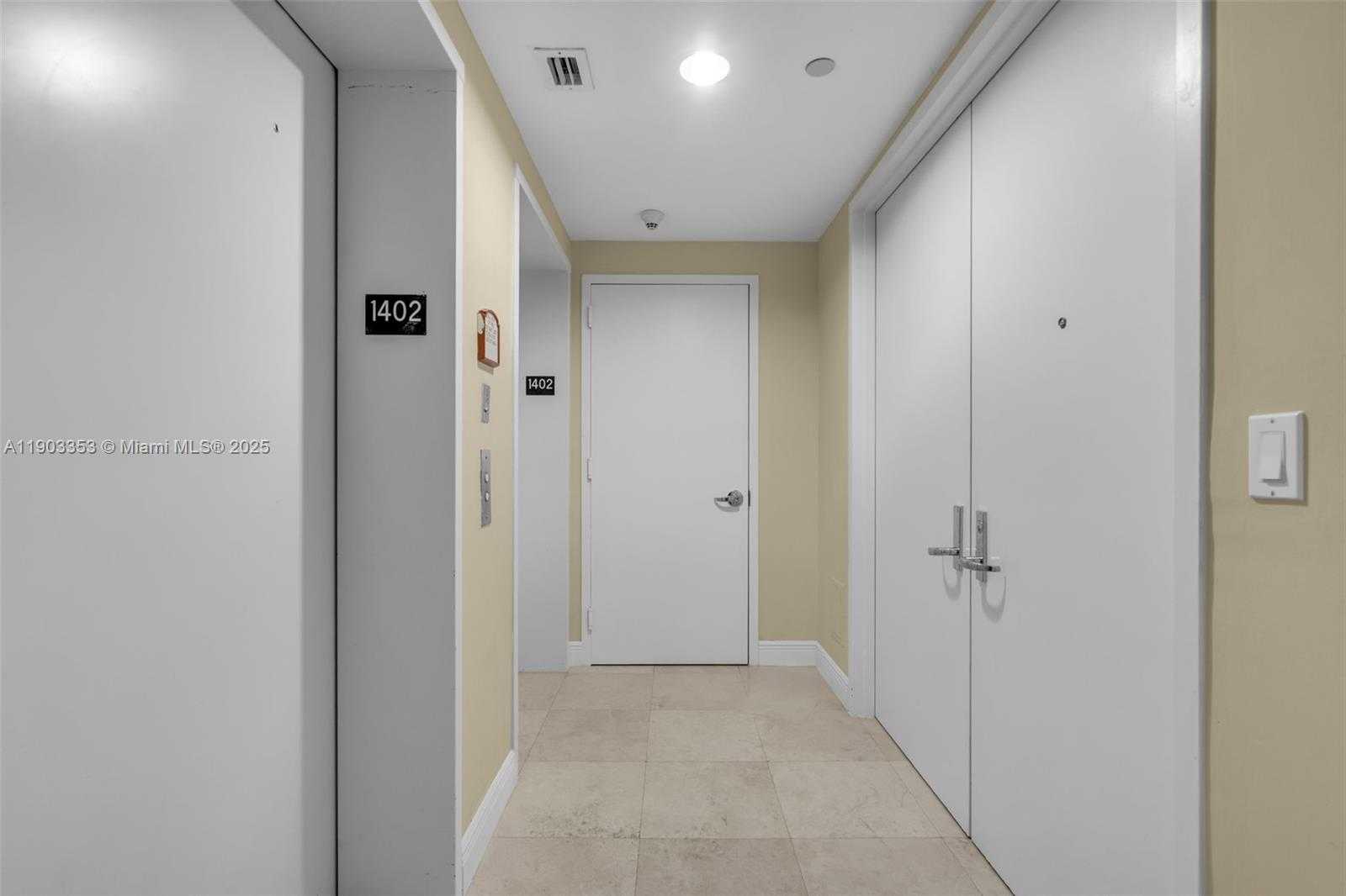 Imagen de Pequeño Objeto