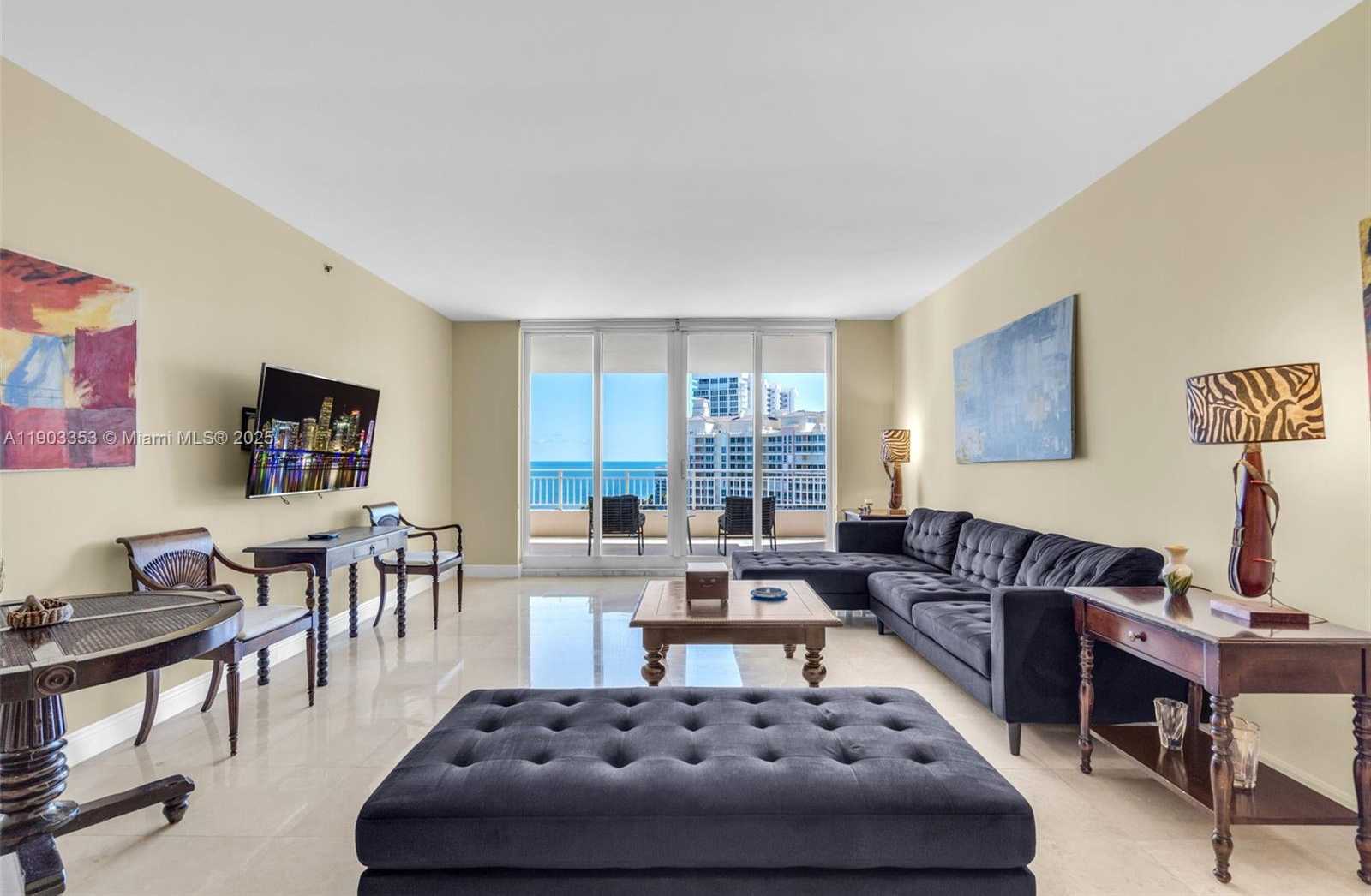 Imagen de Pequeño Objeto