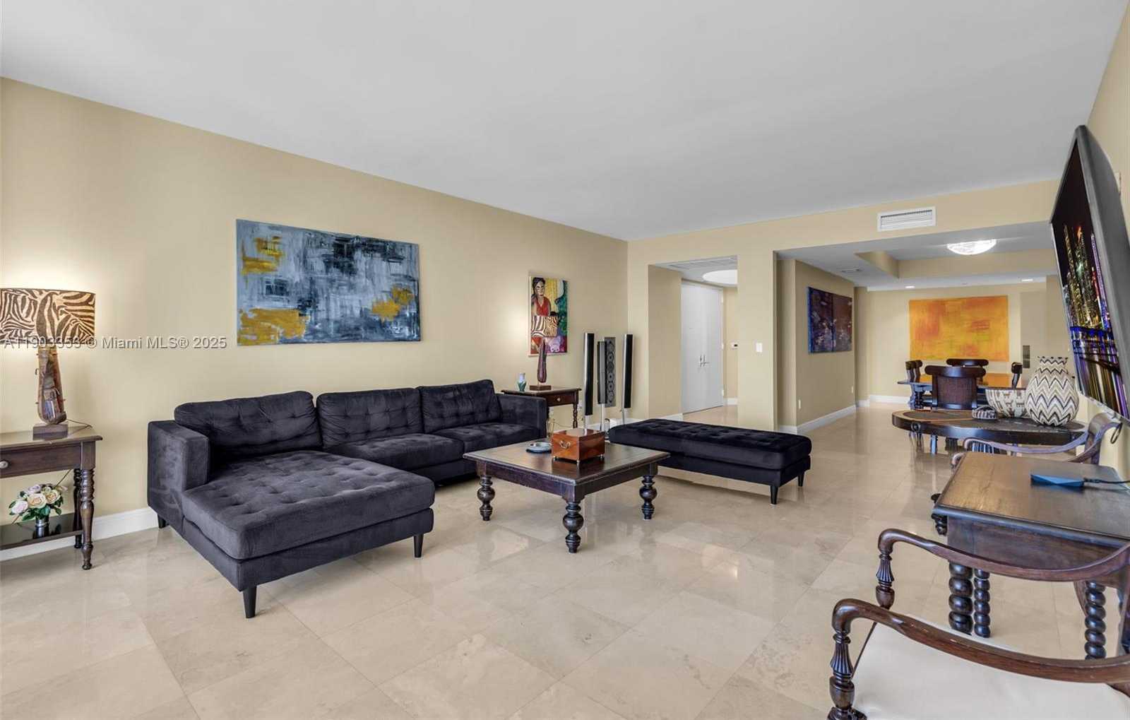 Imagen de Pequeño Objeto